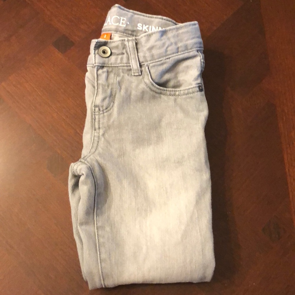 Boys Gray Children’s Place Size 5 Skinny Jeans